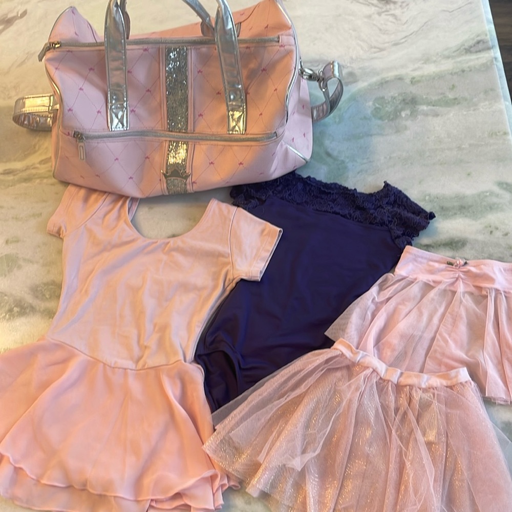 Dance Bundle: 🩰 2 Leotards, 2 skirts and Disney dance bag Size Intermediate
